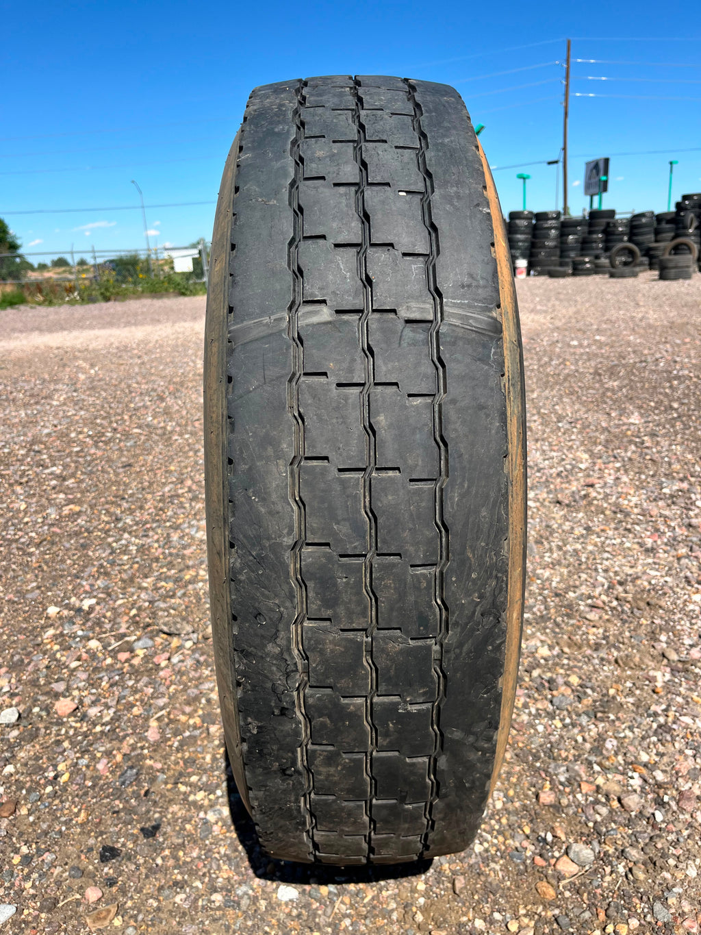 295/75R22.5 Set (4 Used Tires) Trazano CM983