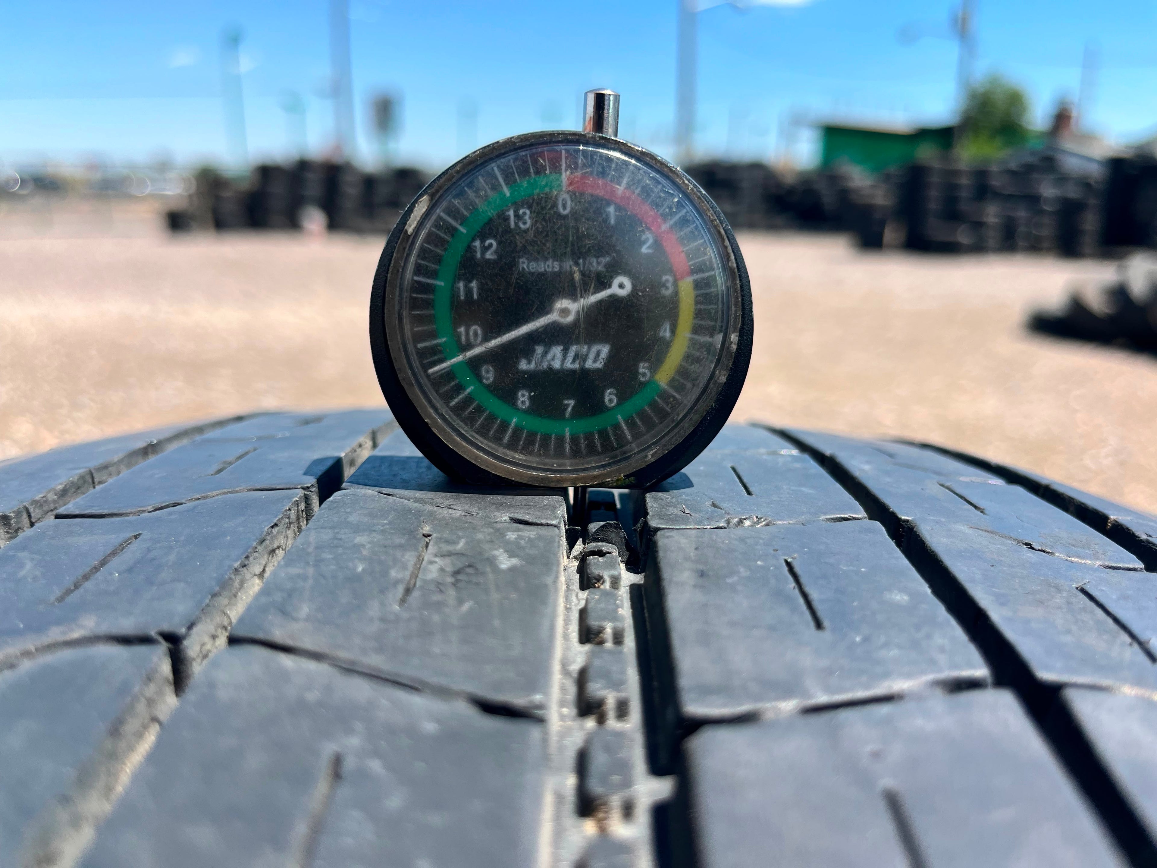 295/75R22.5 Single (1 Used Tire) Aeolus HN808