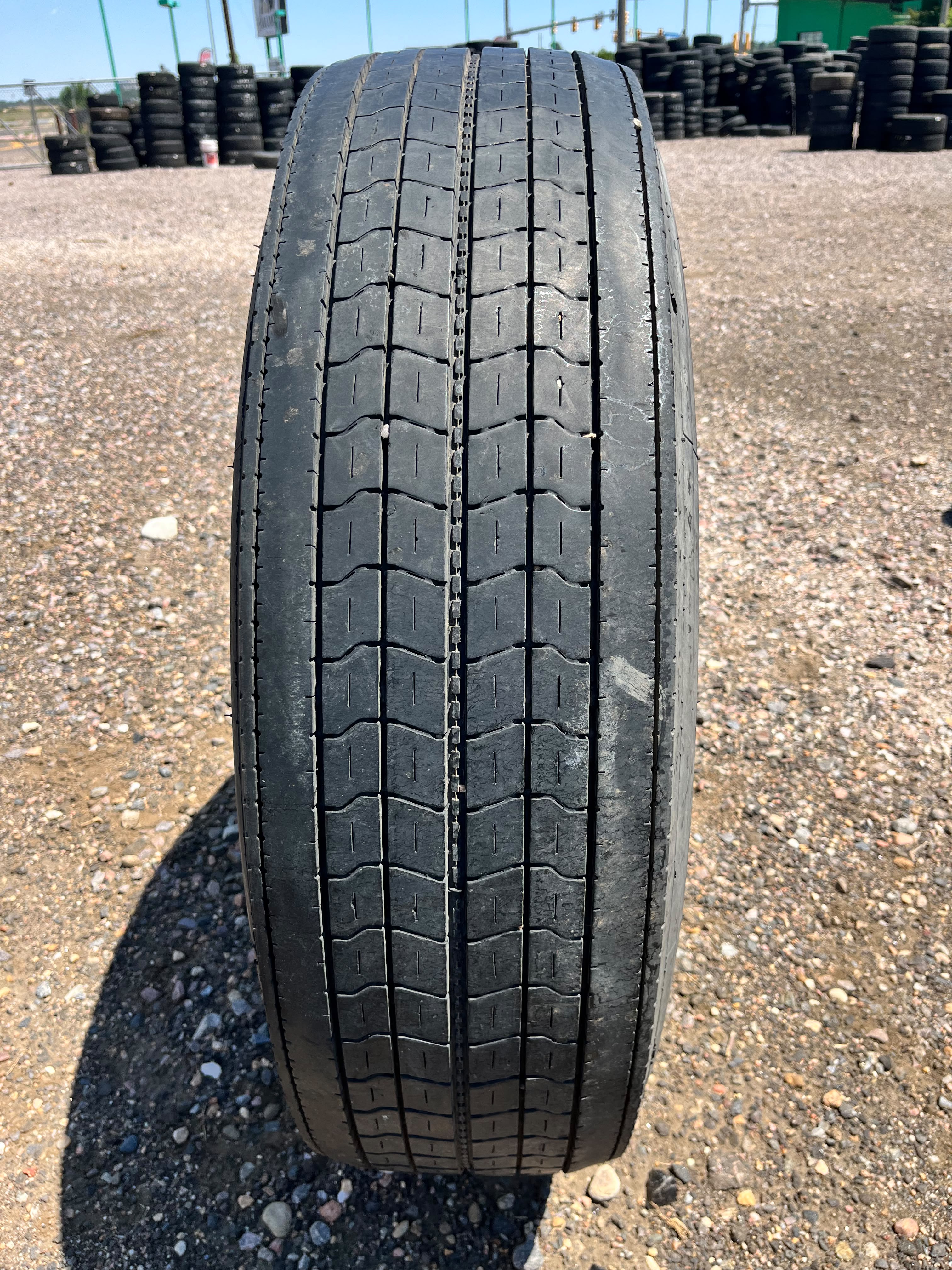 295/75R22.5 Single (1 Used Tire) Aeolus HN808