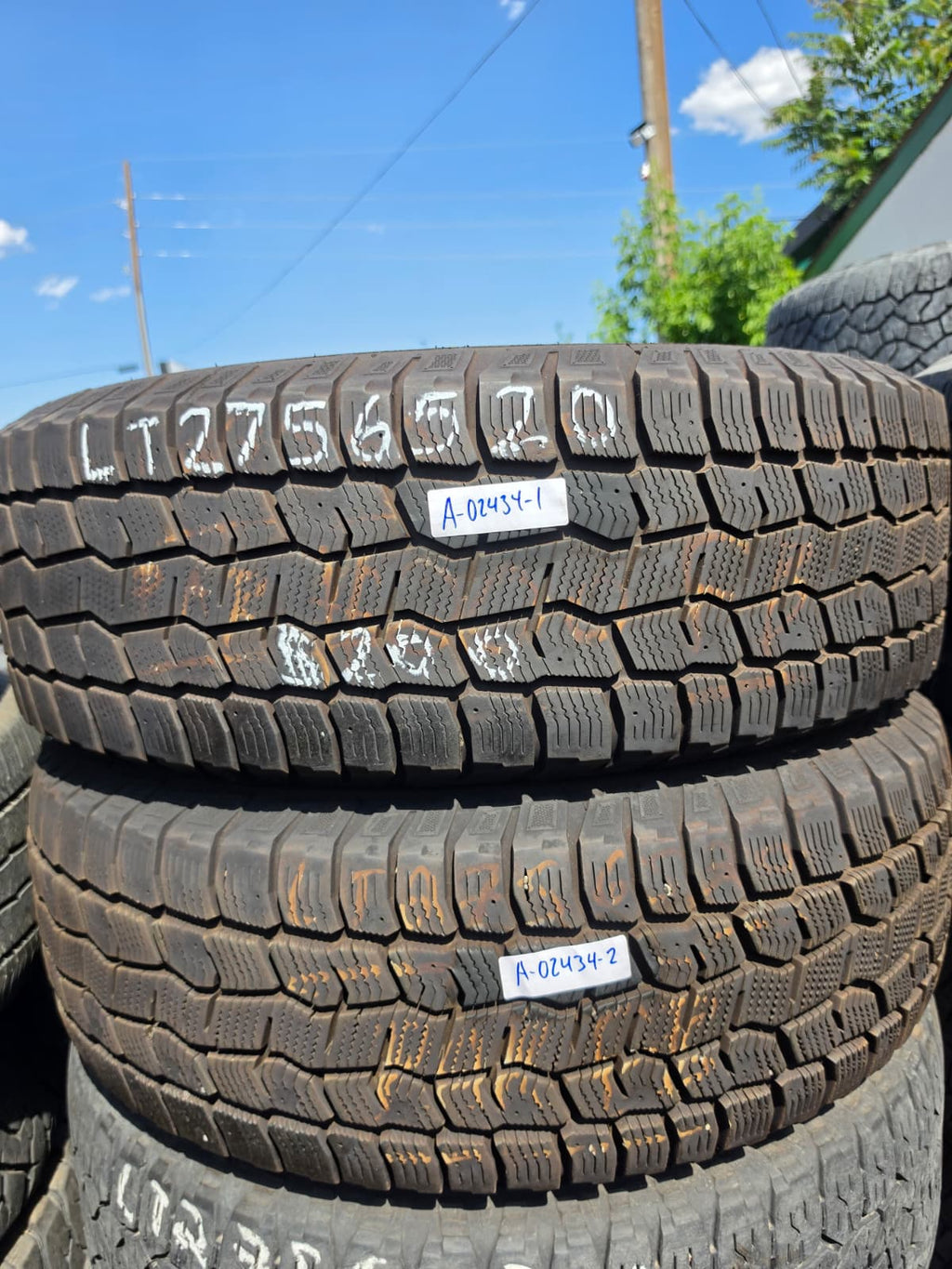 LT275/65R20 Pair (2 Used Tires) Cooper Discoverer Snow Claw