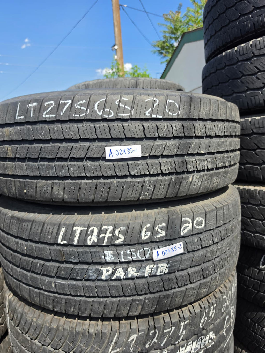 LT275/65R20 Pair (2 Used Tires) Michelin LTX M/S2