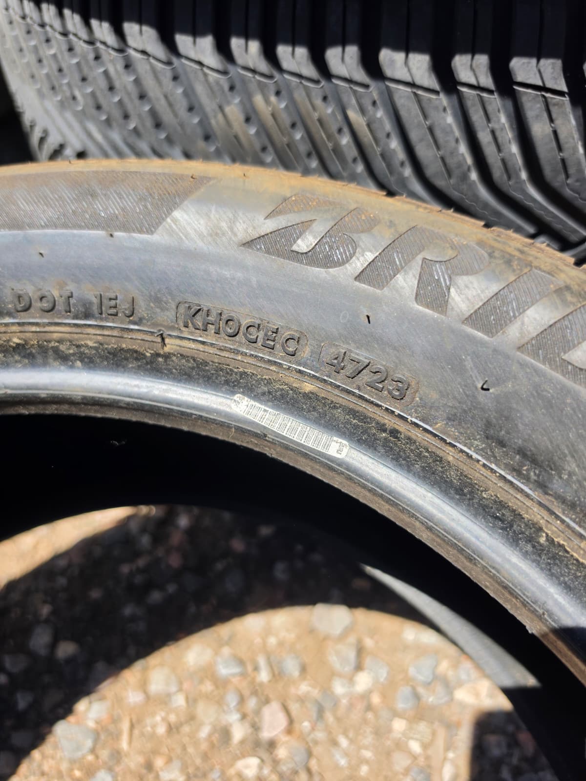 245/50R20 Pair (2 Used Tires) Bridgestone Dueler