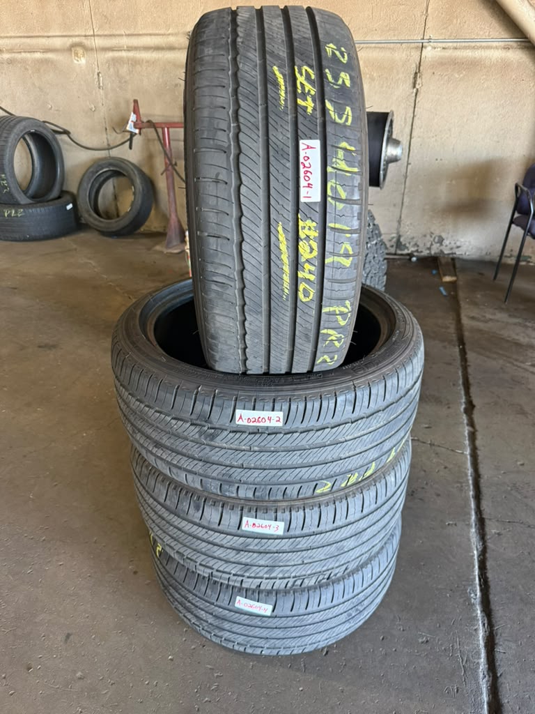 235/40R19 Set (4 Used Tires) Michelin Primacy MXM4
