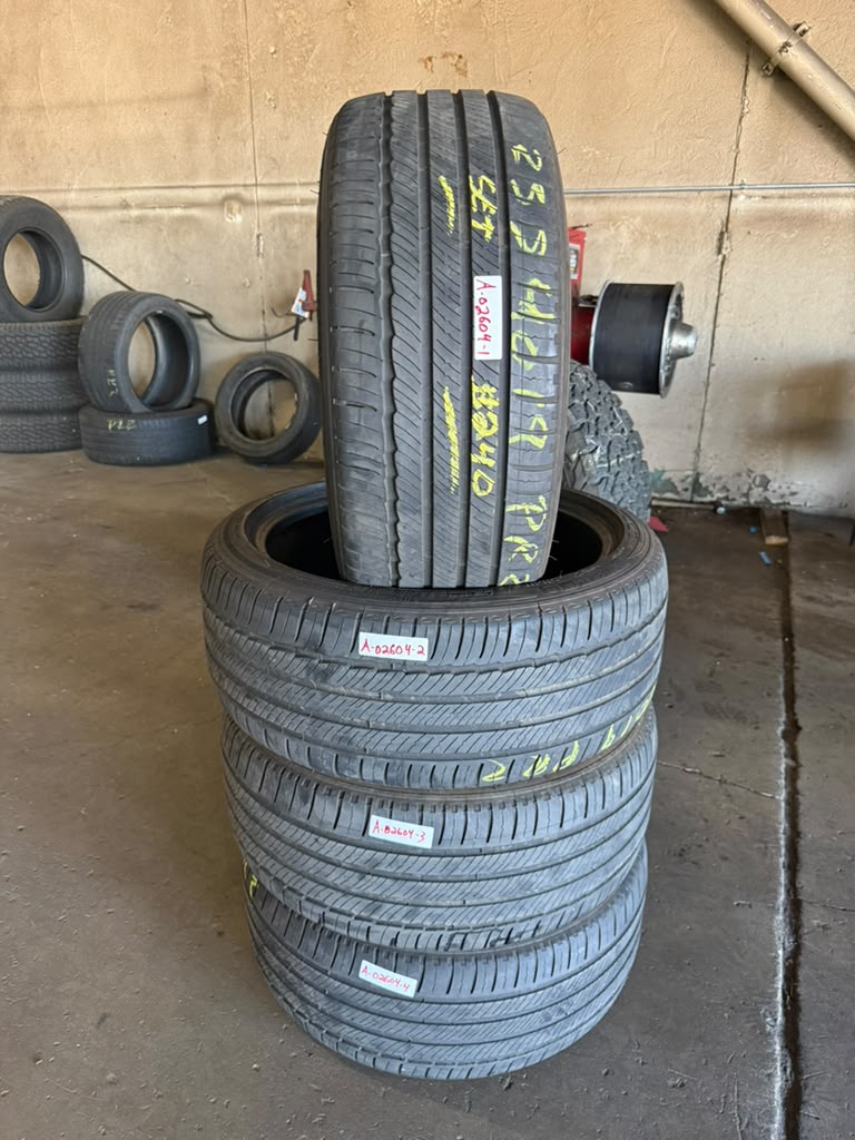 235/40R19 Set (4 Used Tires) Michelin Primacy MXM4