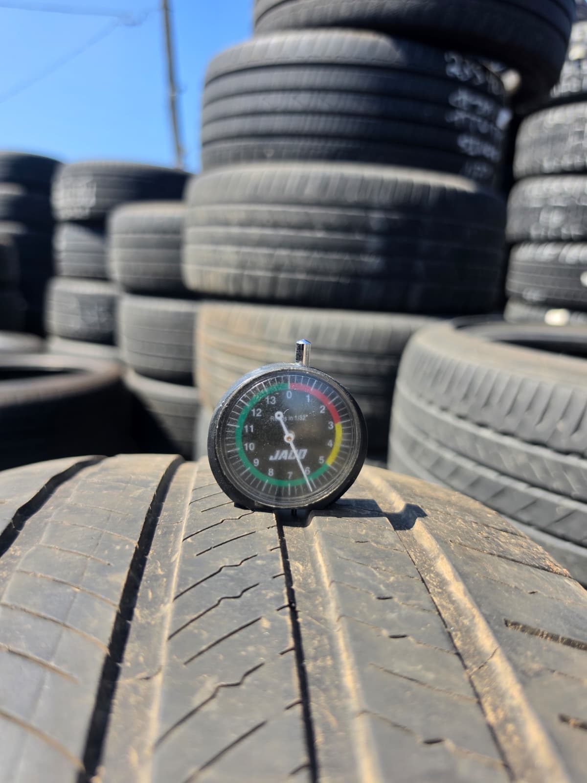 255/45R20 Pair (2 Used Tires) Michelin Primacy Tour