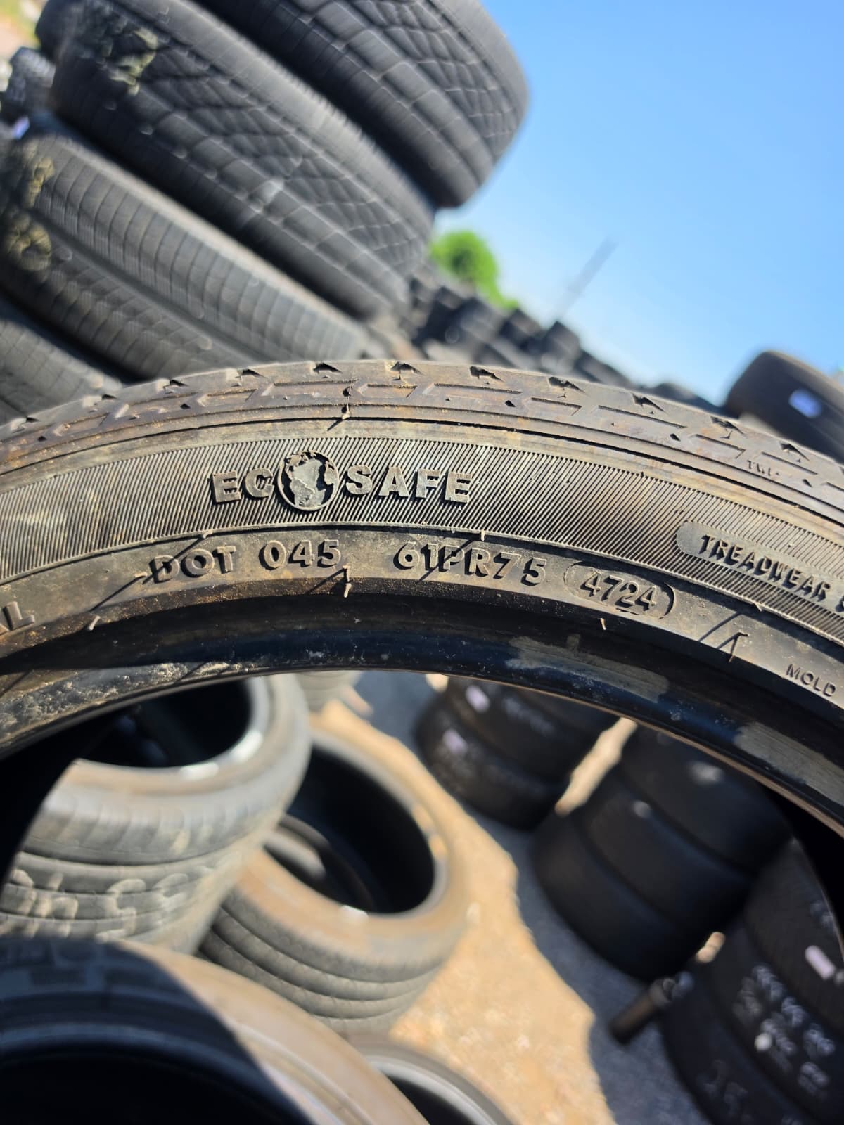 235/45R19 Pair (2 Used Tires) Advanta Sv T-01