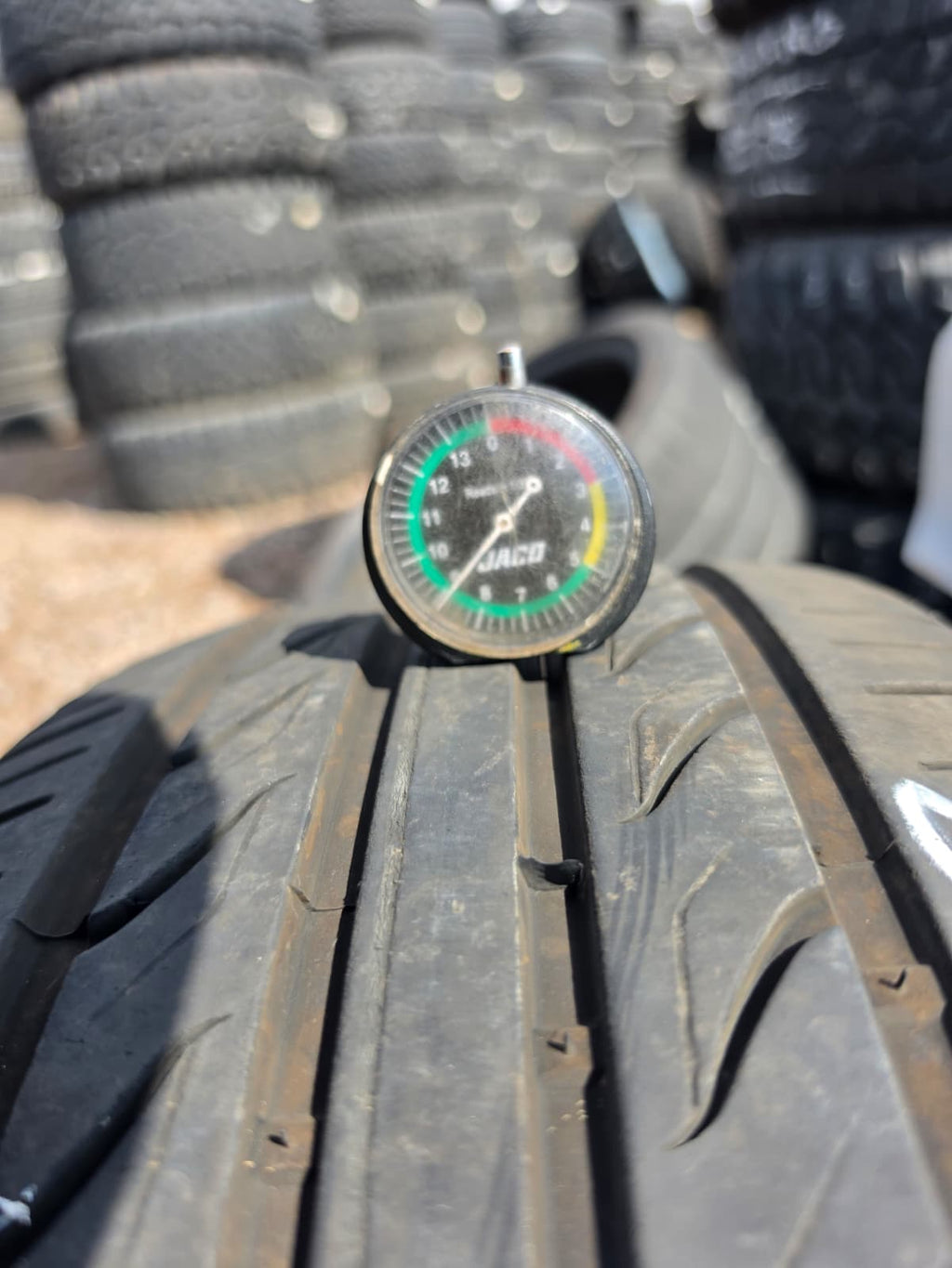 225/50R17 Single (1 Used Tire) Sentury Uhp