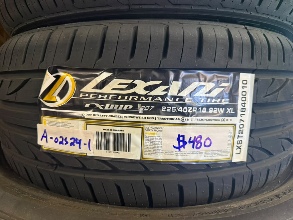 225/40R18 Set (Brand New Tires!!) Lexani Lx UhP207