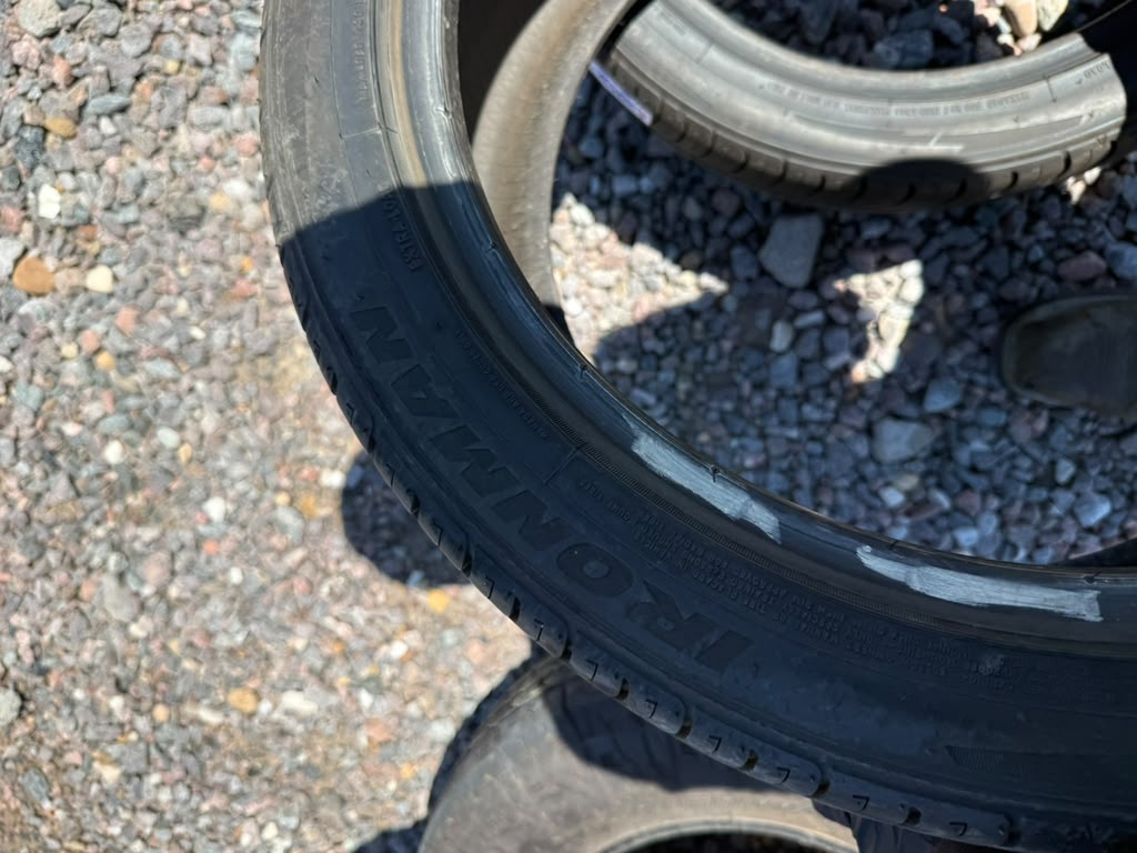 245/40R18 Pair (2 Like New Tires!!) Ironman Imove Gen 3 AS