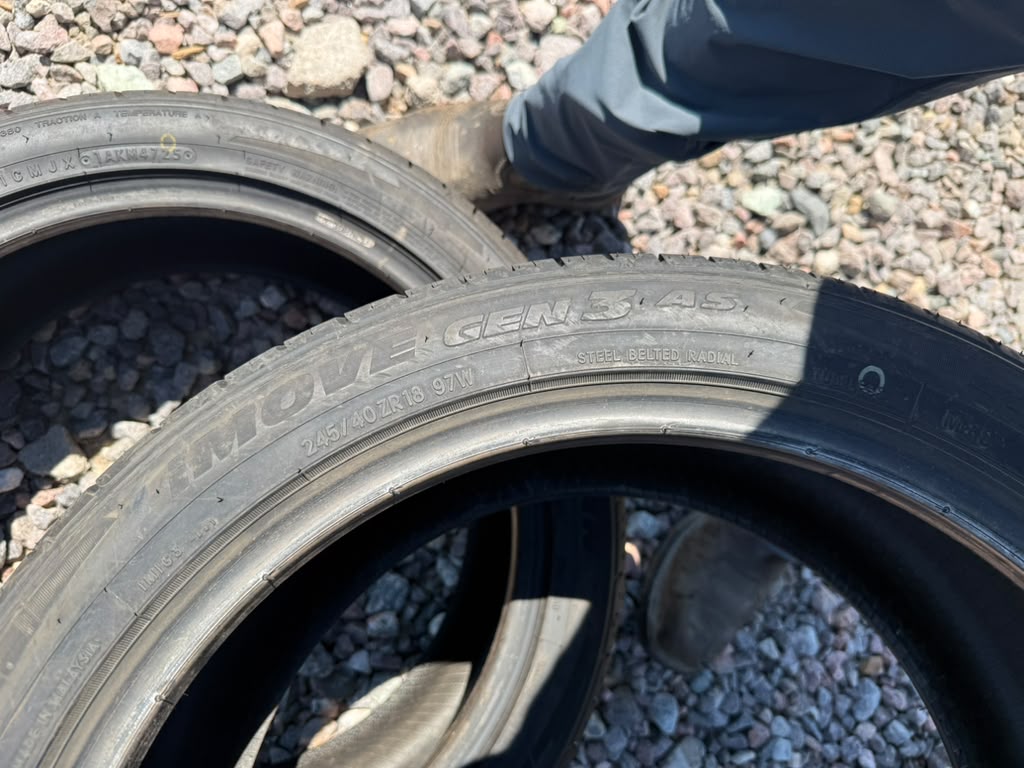 245/40R18 Pair (2 Like New Tires!!) Ironman Imove Gen 3 AS