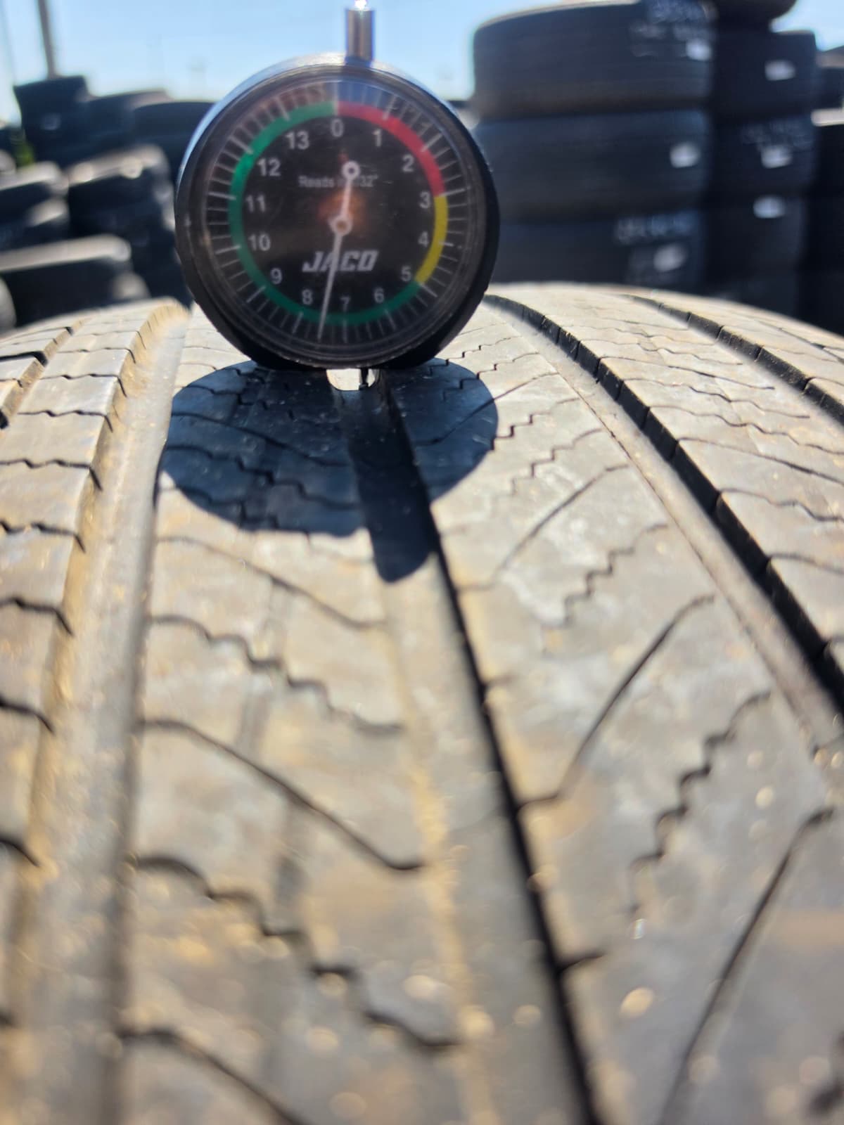 265/65R18 Set (4 Used Tires) Michelin Primacy LTX