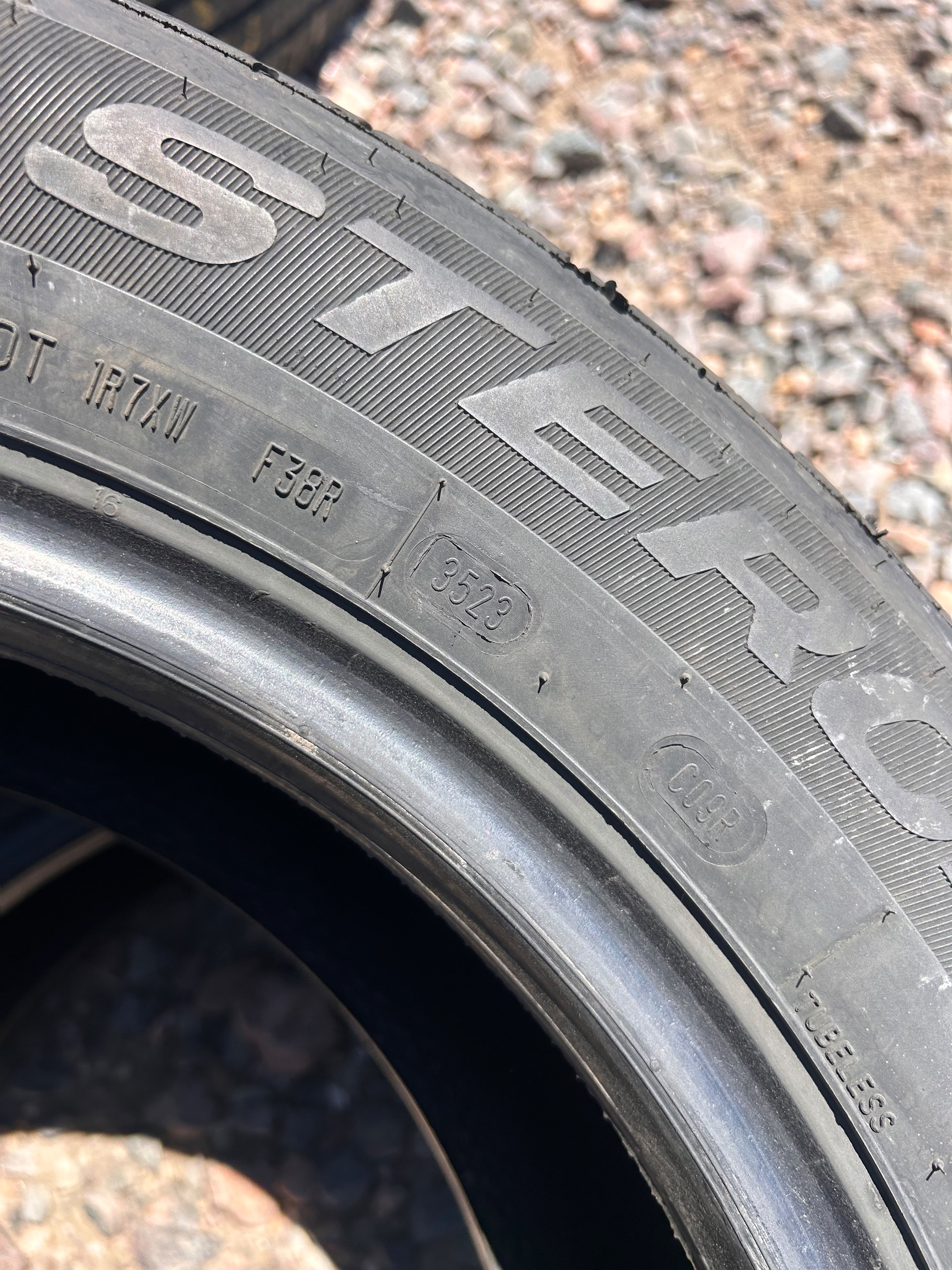 205/60R16 Pair (2 Used Tires) Mastercraft Stratus