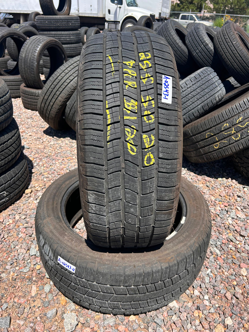 255/50R20 Pair (2 Used Tires) Mesa HT