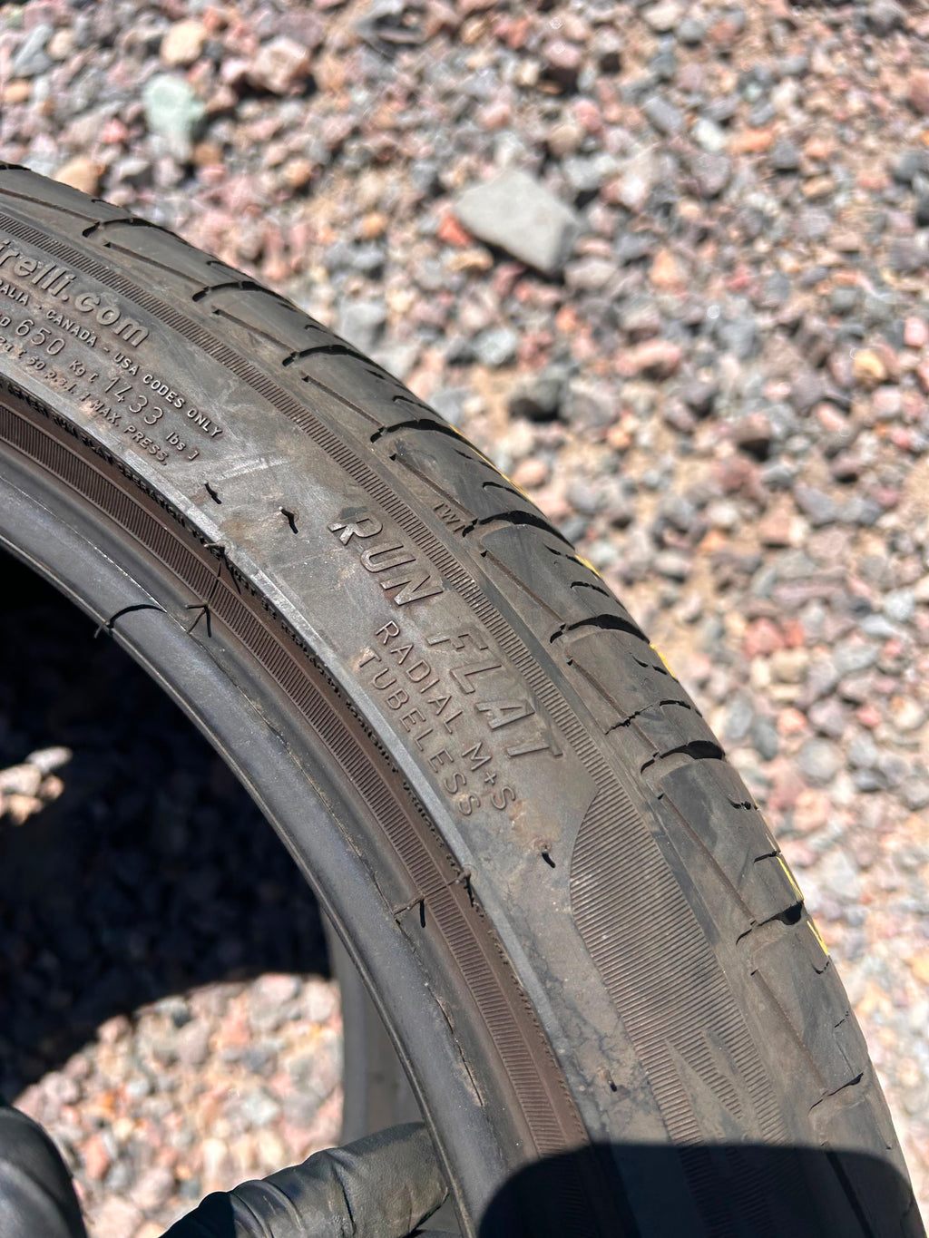 225/40R19 Pair (2 Used Tires) Pirelli Cinturato P7