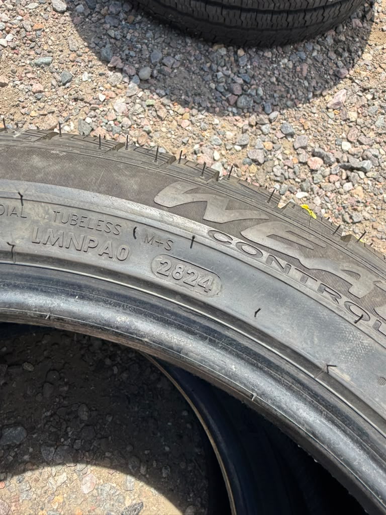 235/45R18 Pair (2 Like New Tires) Giti Weather Control
