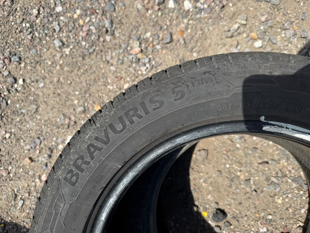 225/55R17 Pair (2 Used Tires) Barum Bravius 4