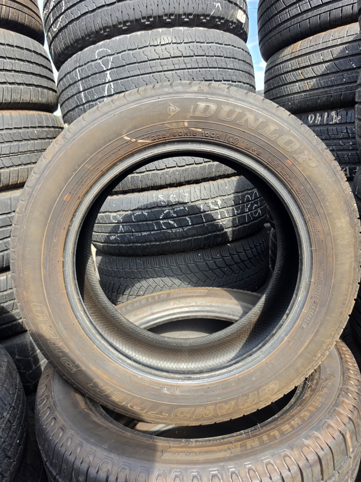 225/60R18 Pair (2 Used Tires) Dunlop Grandtrek PT20