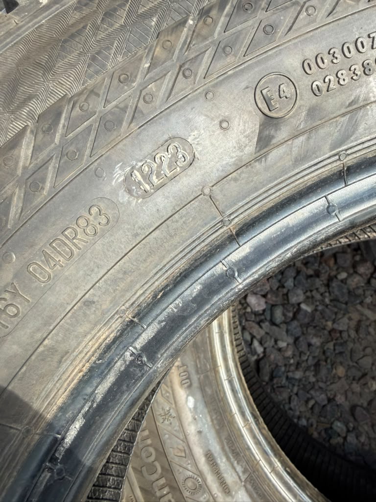 235/65R16C Pair (2 Used Tires) Continental Van Contact AS