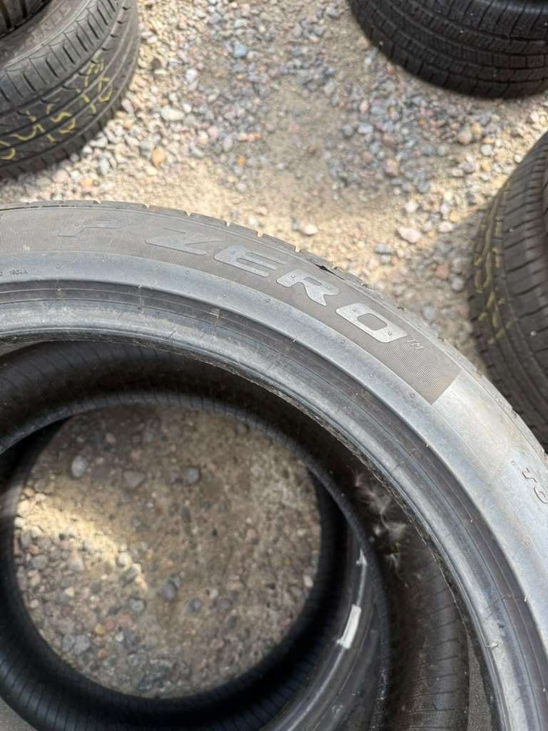 285/40R19 Pair (2 Used Tires) Pirelli Pzero
