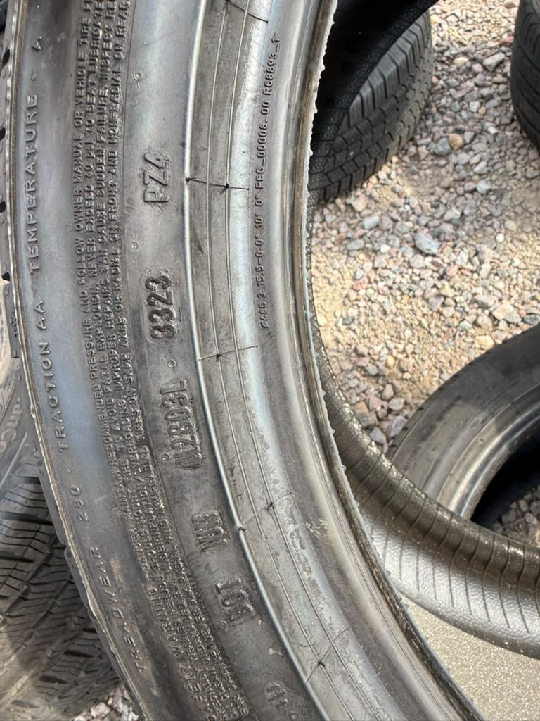 285/40R19 Pair (2 Used Tires) Pirelli Pzero