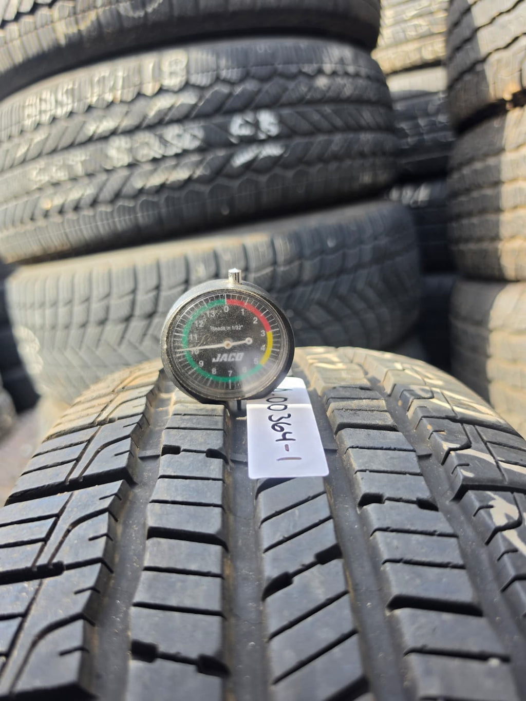 225/60R18 Pair (2 Used Tires) Goodyear Reliant