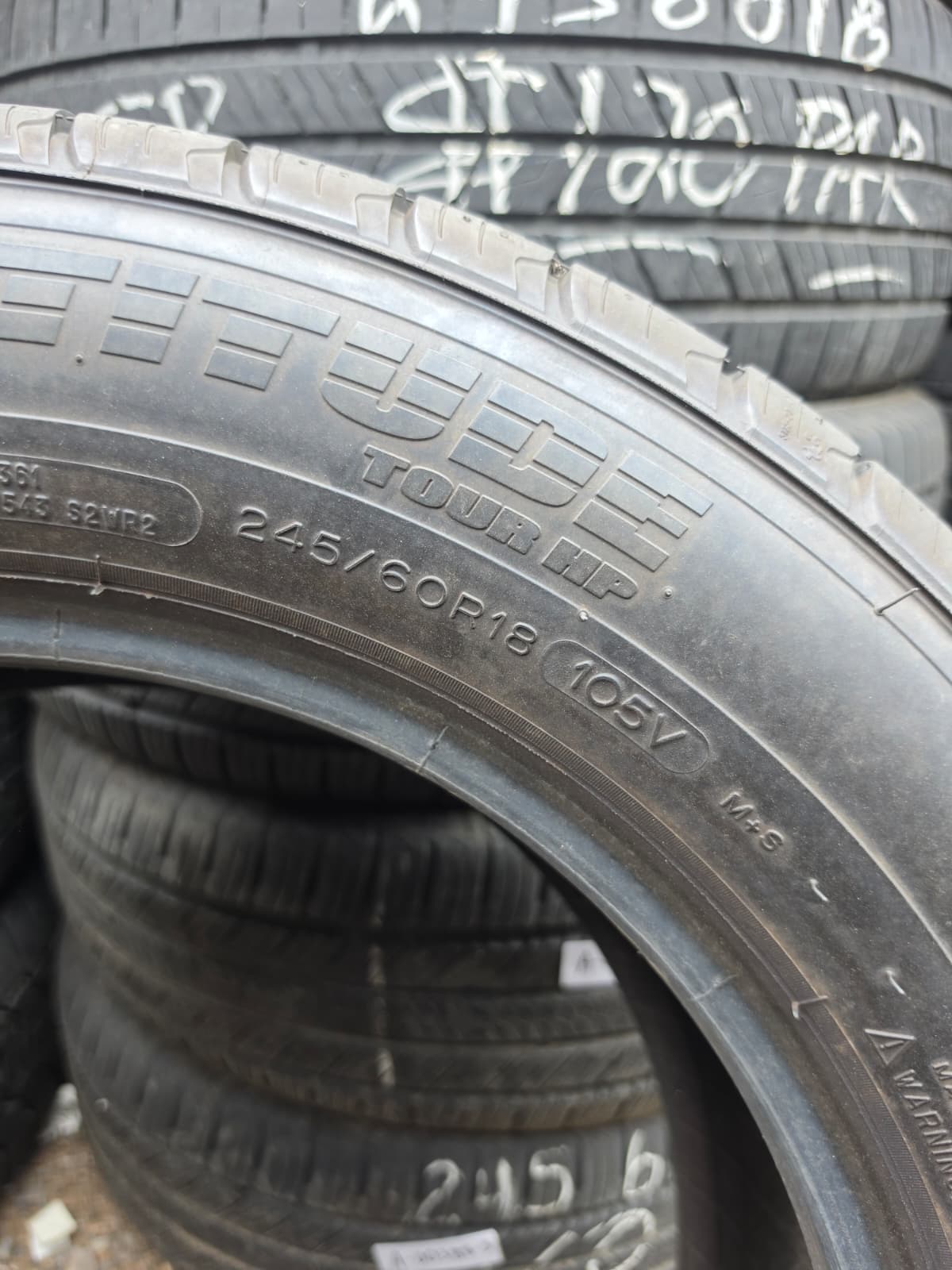 245/60R18 Set (4 Used Tires) Michelin Latitude