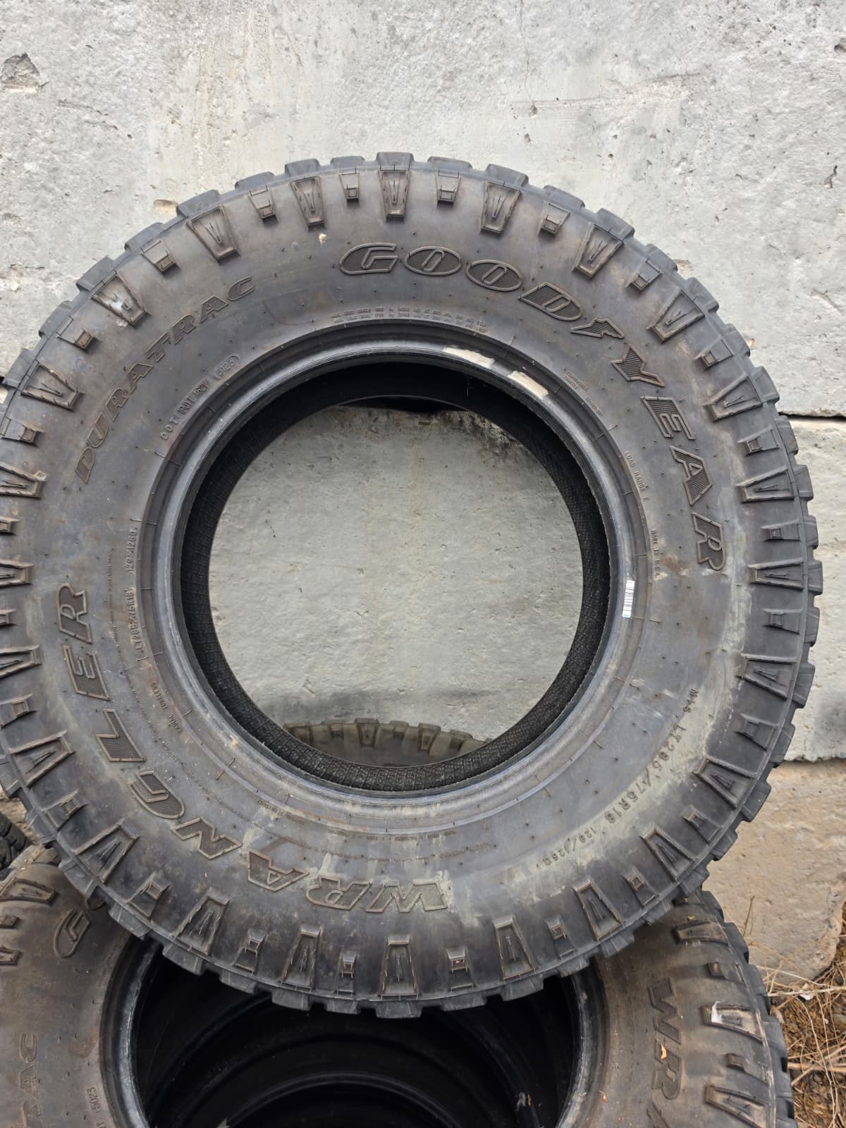 LT285/75R18 Set (4 Used Tires) Goodyear Wrangler Duratrack