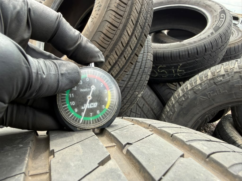 255/40R20 Pair (2 Used Tires) Goodyear Eagle F1