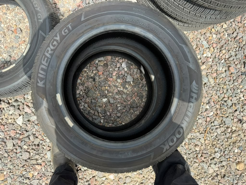 205/55R16 Pair (2 Used Tires) Hankook Kinergy GT