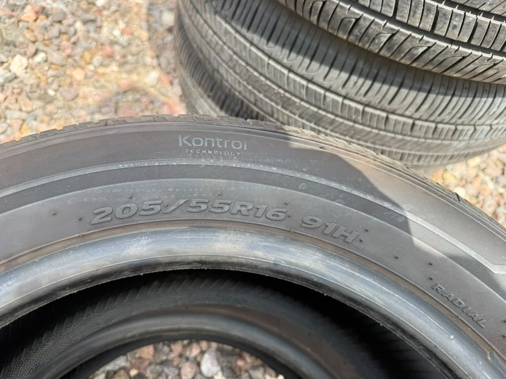 205/55R16 Pair (2 Used Tires) Hankook Kinergy GT