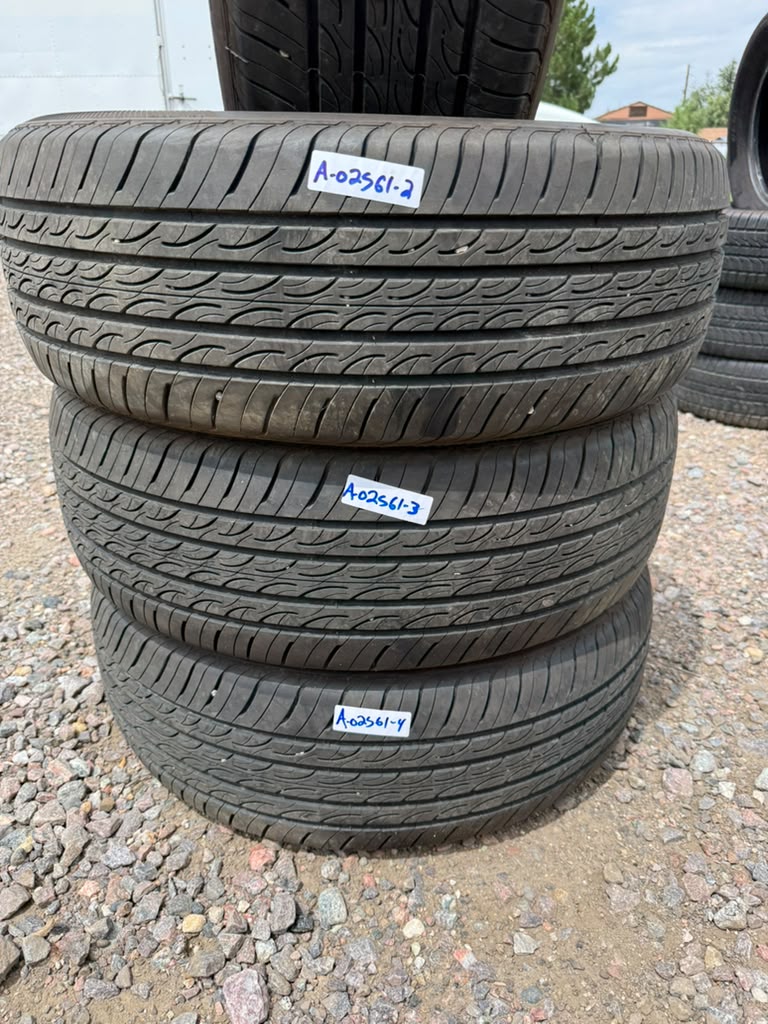 255/55R20 Set (4 Used Tires) Vantage Sport UHP XL