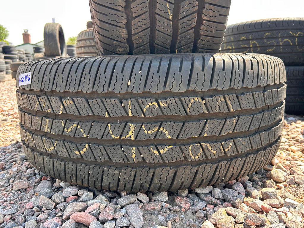 285/45R22 Pair (2 Like New Tires!!) Michelin Defender LTX M/S2