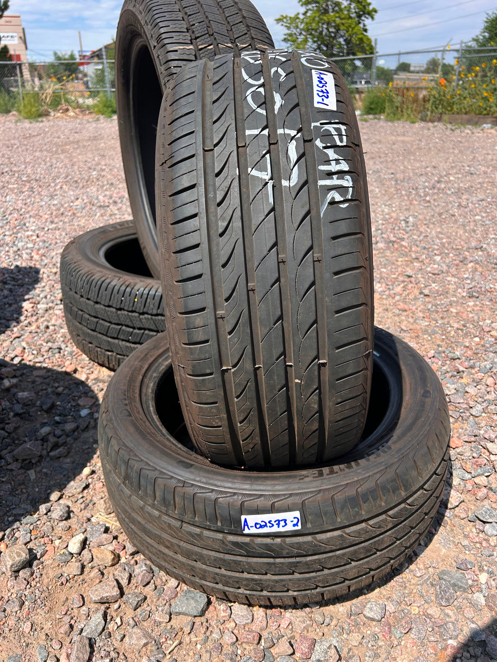 215/50R17 Pair (2 Used Tires) Delinte DH2