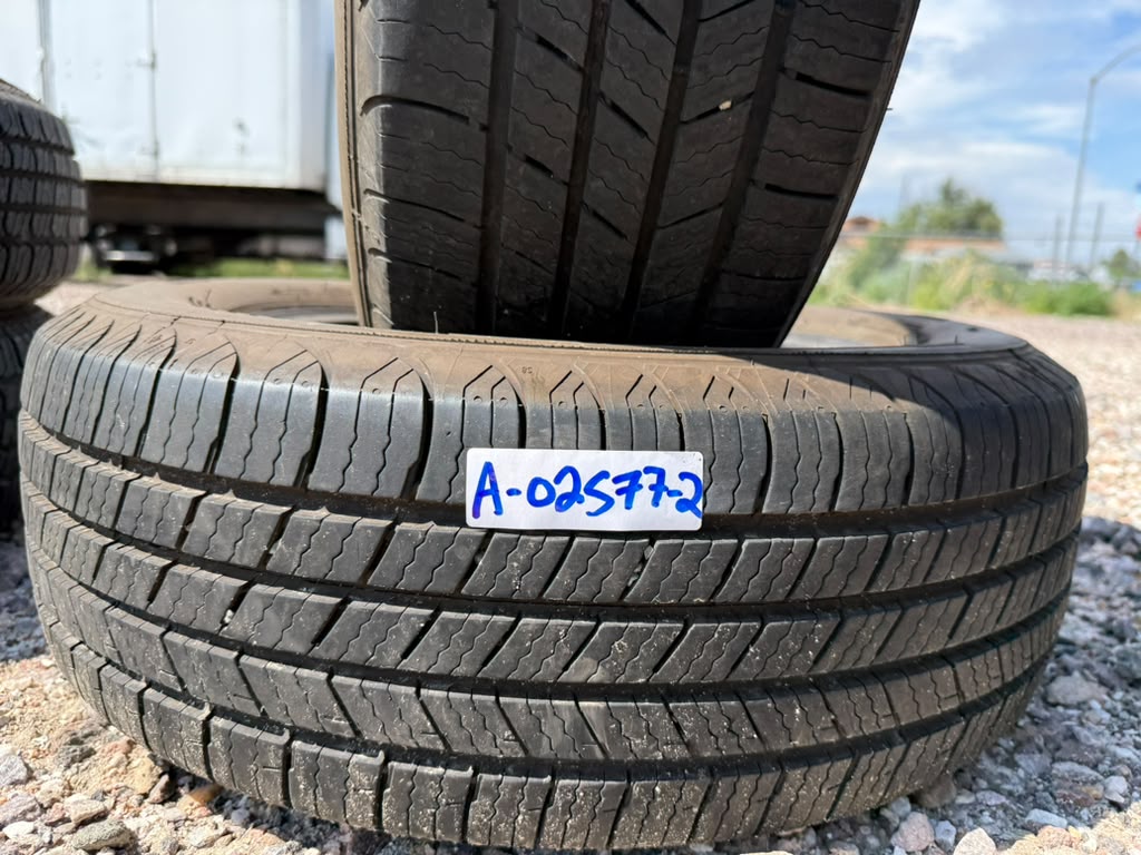 195/65R15 Pair (2 Used Tires) Michelin Defender