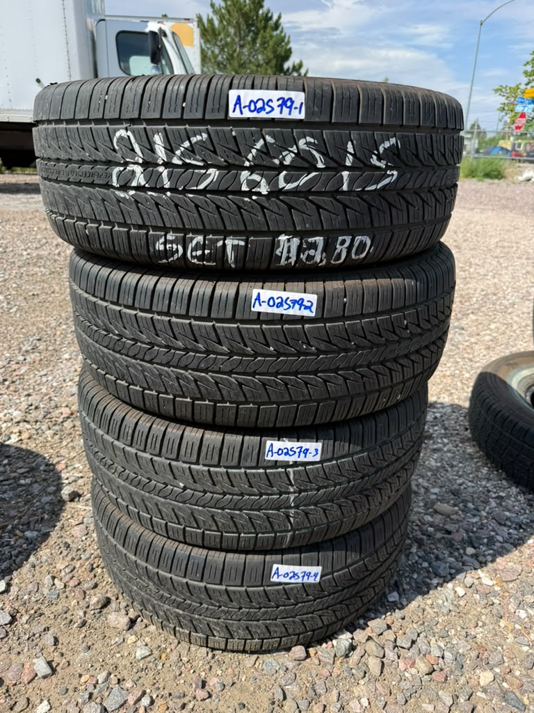 215/60R15 Set (4 Used Tires) General Altimax RT43