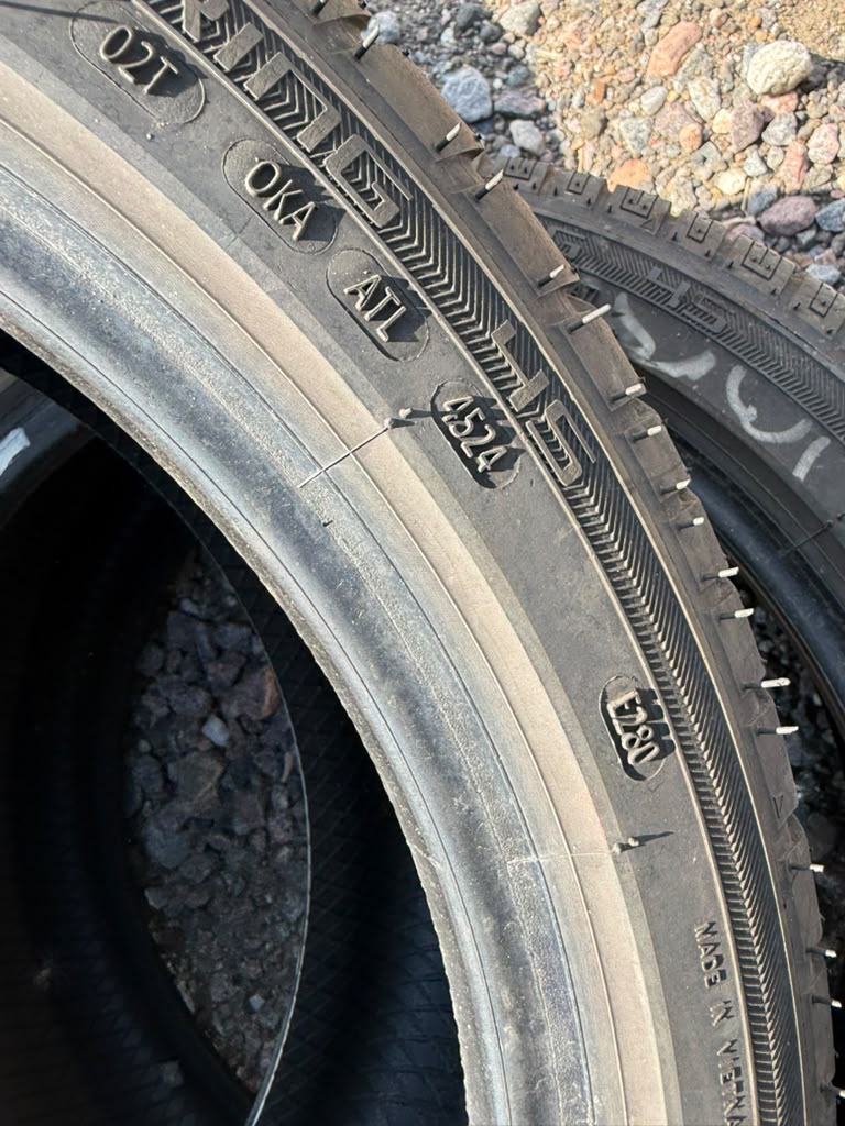 215/45R17 Pair (2 Used Tires) Kenda Vezda Touring