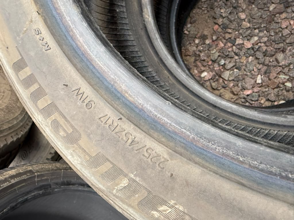225/45R17 Set (4 Used Tires) Laufenn S Fit