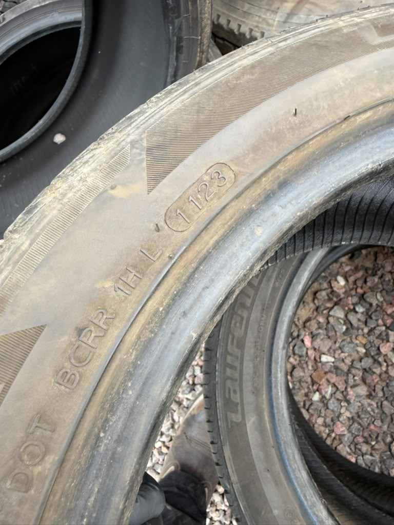 225/45R17 Set (4 Used Tires) Laufenn S Fit
