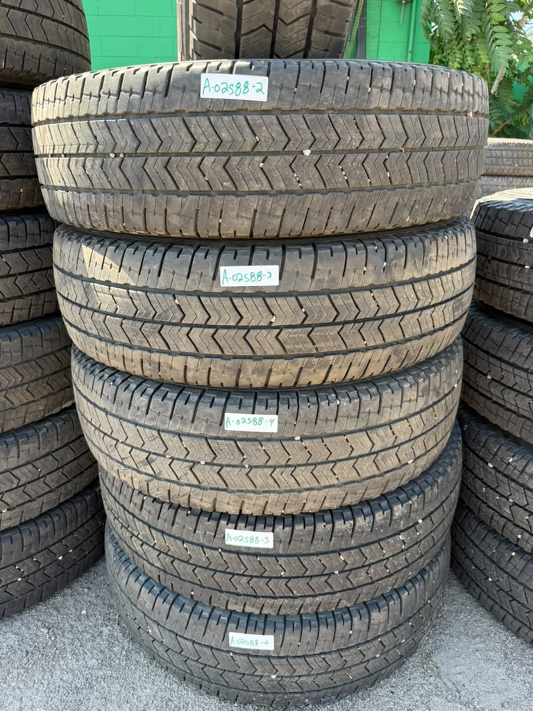 LT235/80R17 Set (6 Used Tires) Michelin Primacy LTX