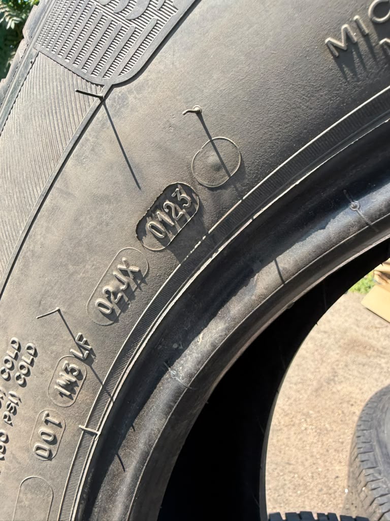 LT235/80R17 Set (6 Used Tires) Michelin Primacy LTX