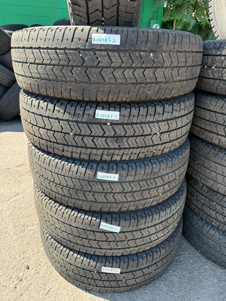 LT235/80R17 Set (6 Used Tires) Michelin Primacy XC