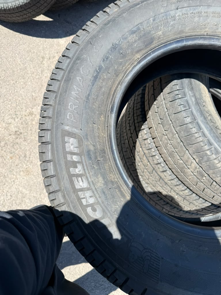 LT235/80R17 Set (6 Used Tires) Michelin Primacy XC