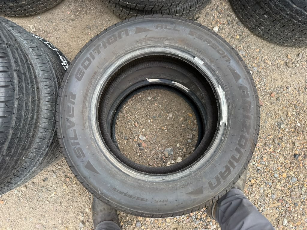 195/65R15 Pair (2 Like New Tires!!) Arizonian Silver Edition
