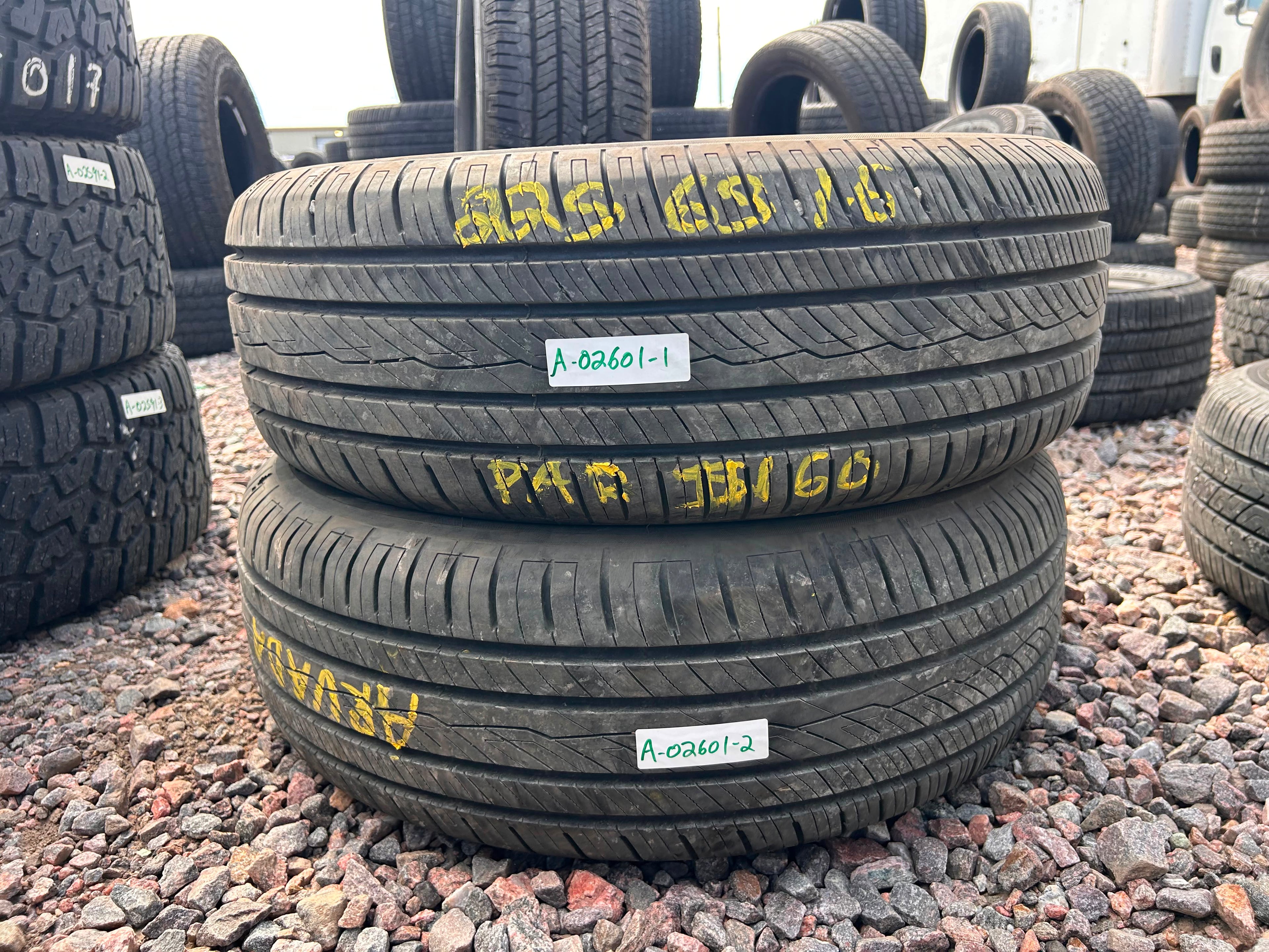 225/65R16 Pair (2 Like New Tires!!) Yokohama Avid Ascend
