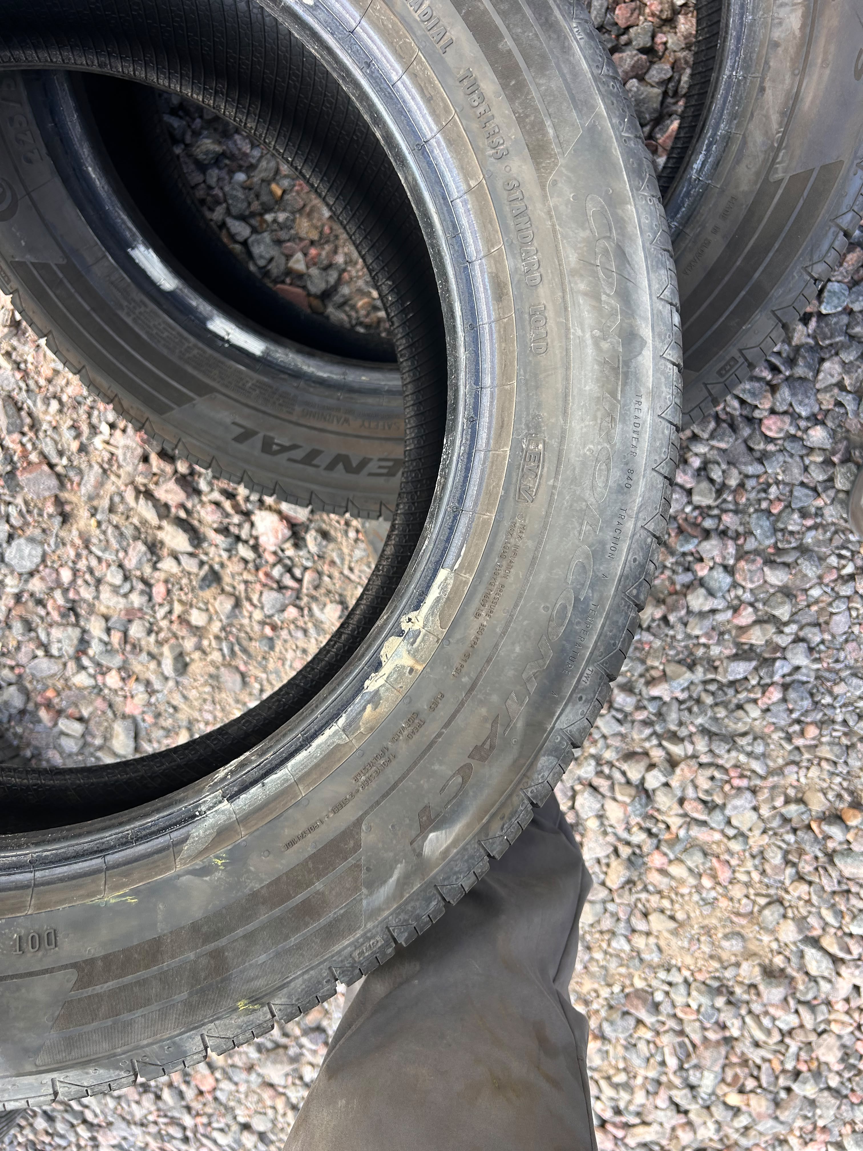225/55R17 Pair (2 Used Tires) Continental Control Contact