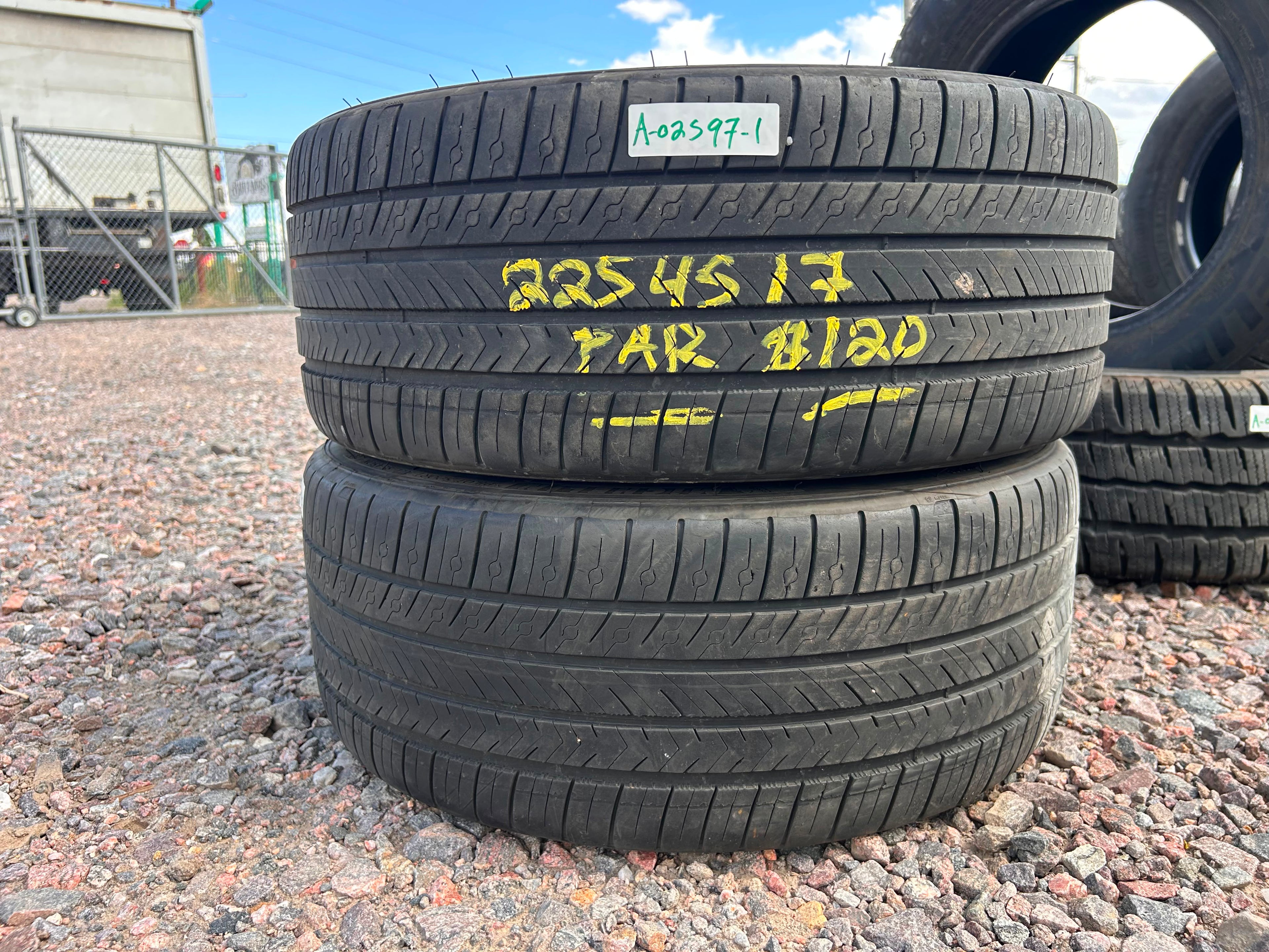 225/40R18 Pair (2 Used Tires) Michelin Pilot Sport 4
