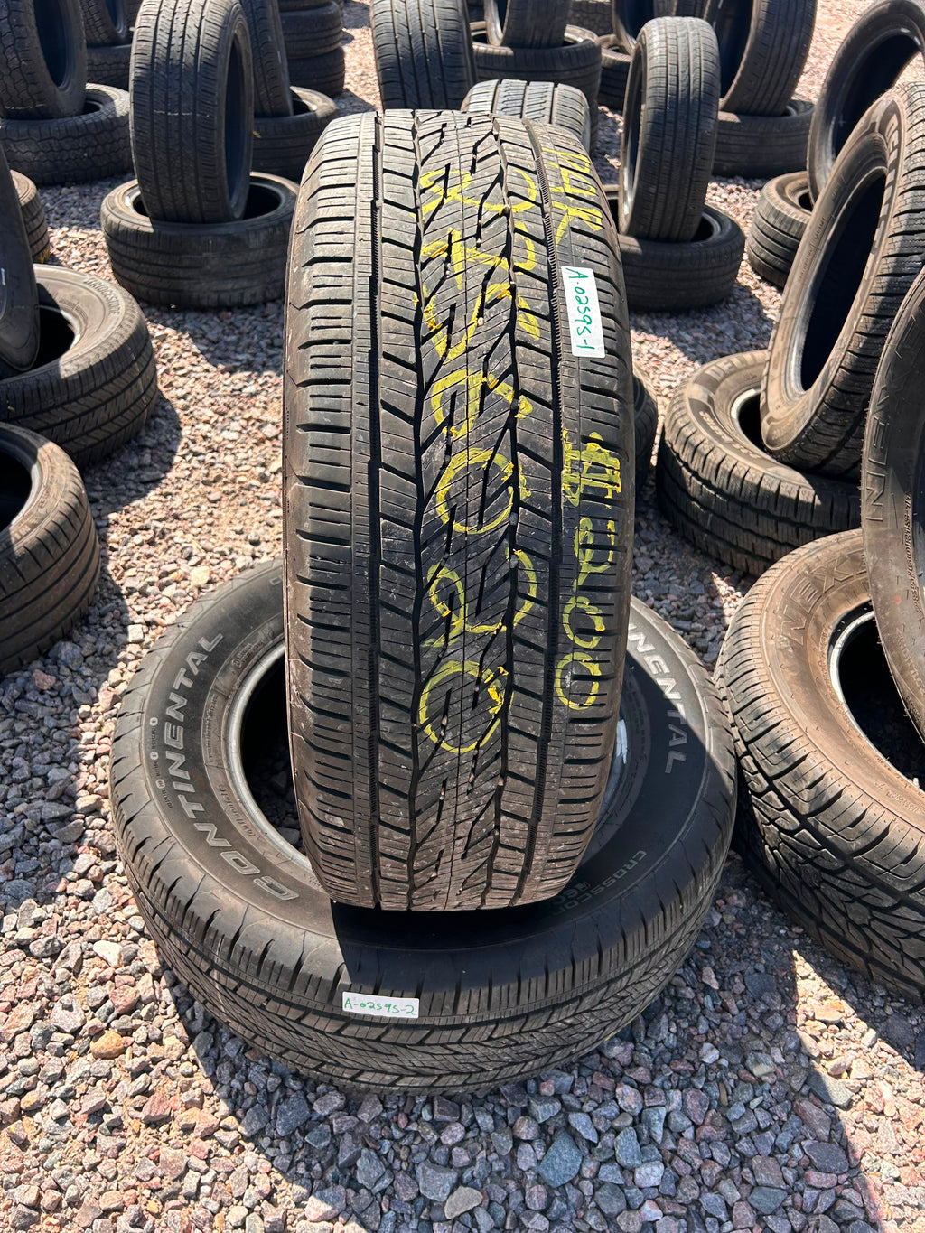 275/60R20 Pair (2 Used Tires) Continental CrossContact LX20