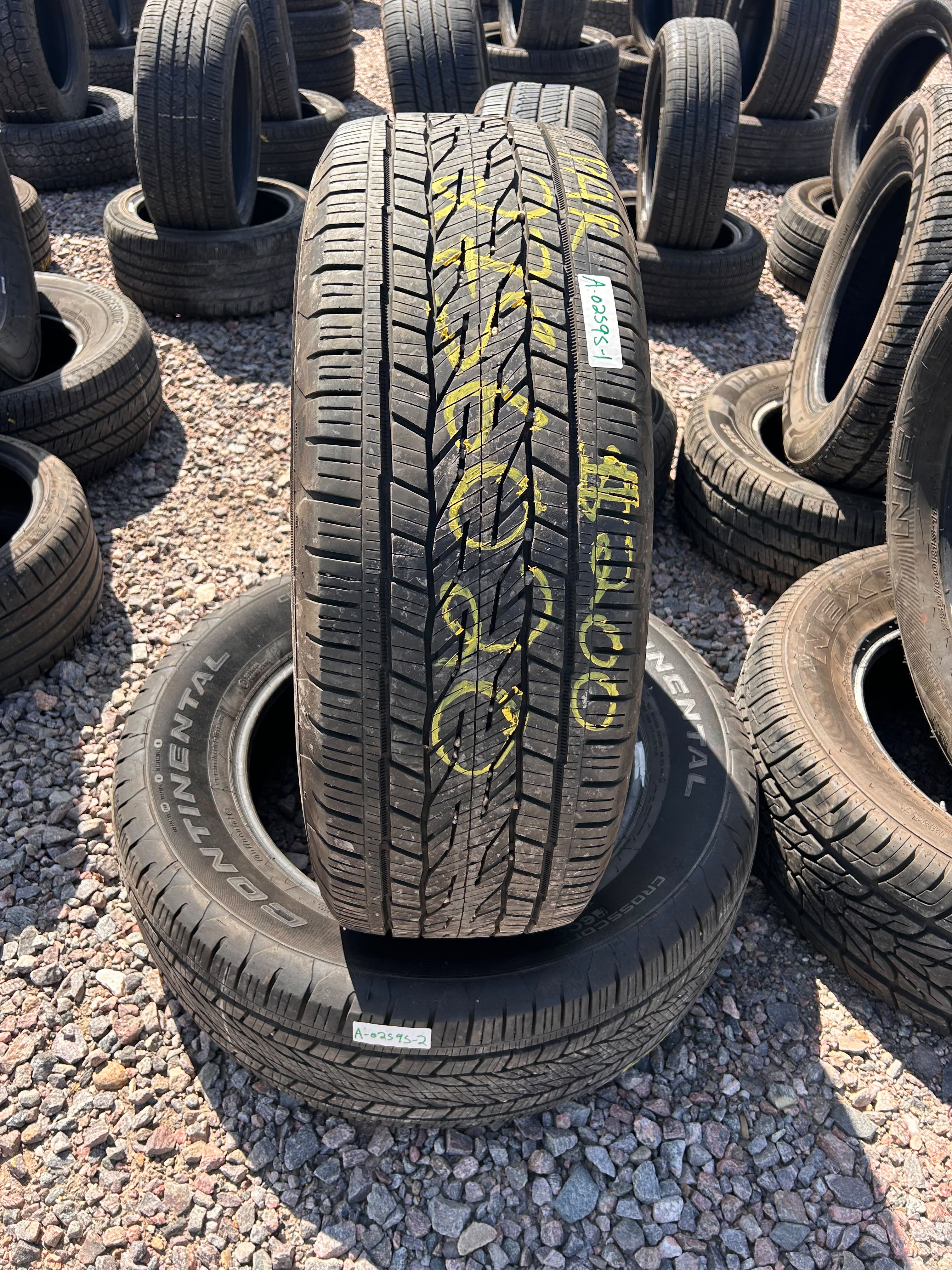 275/60R20 Pair (2 Used Tires) Continental CrossContact LX20