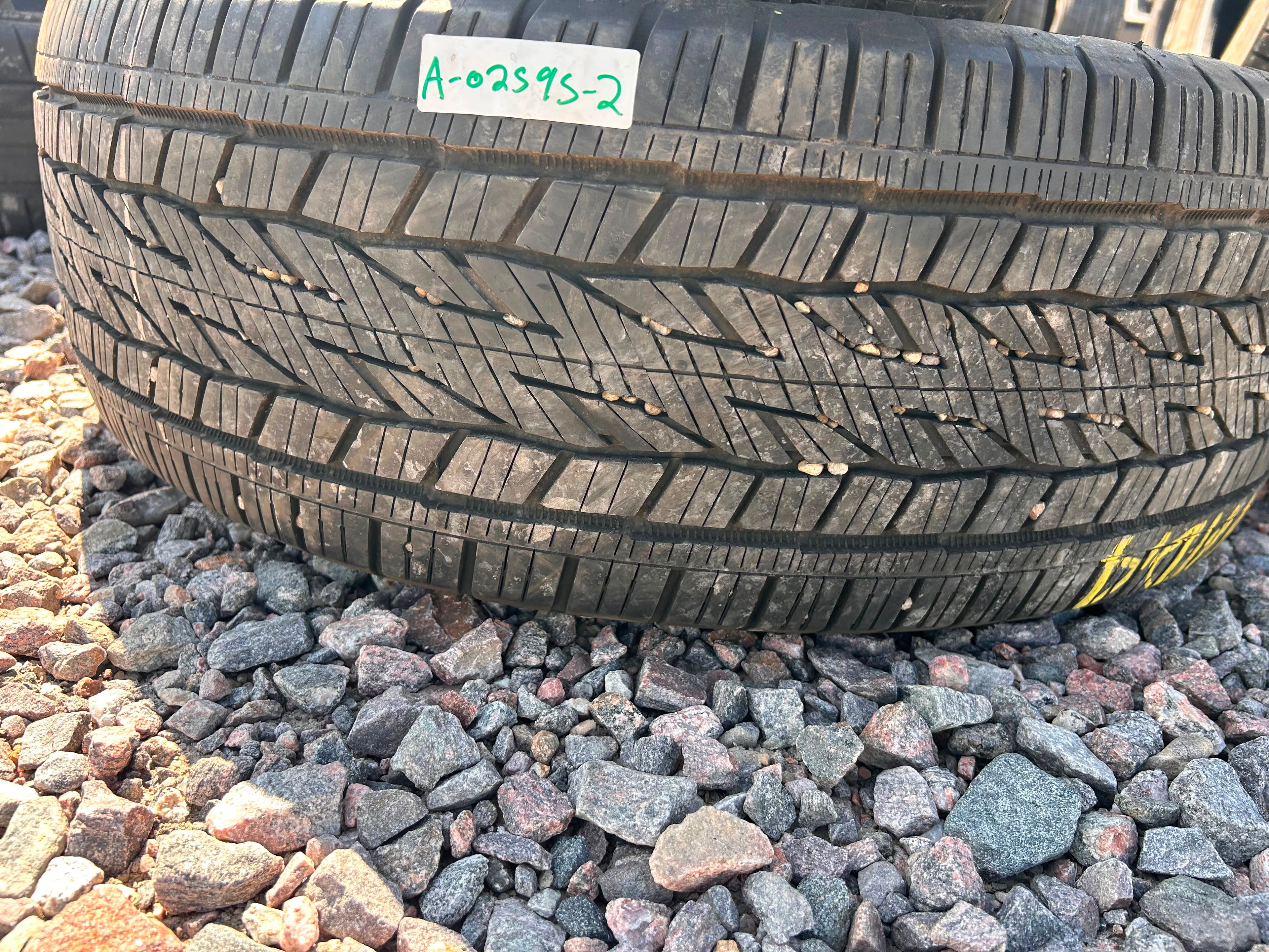 275/60R20 Pair (2 Used Tires) Continental CrossContact LX20