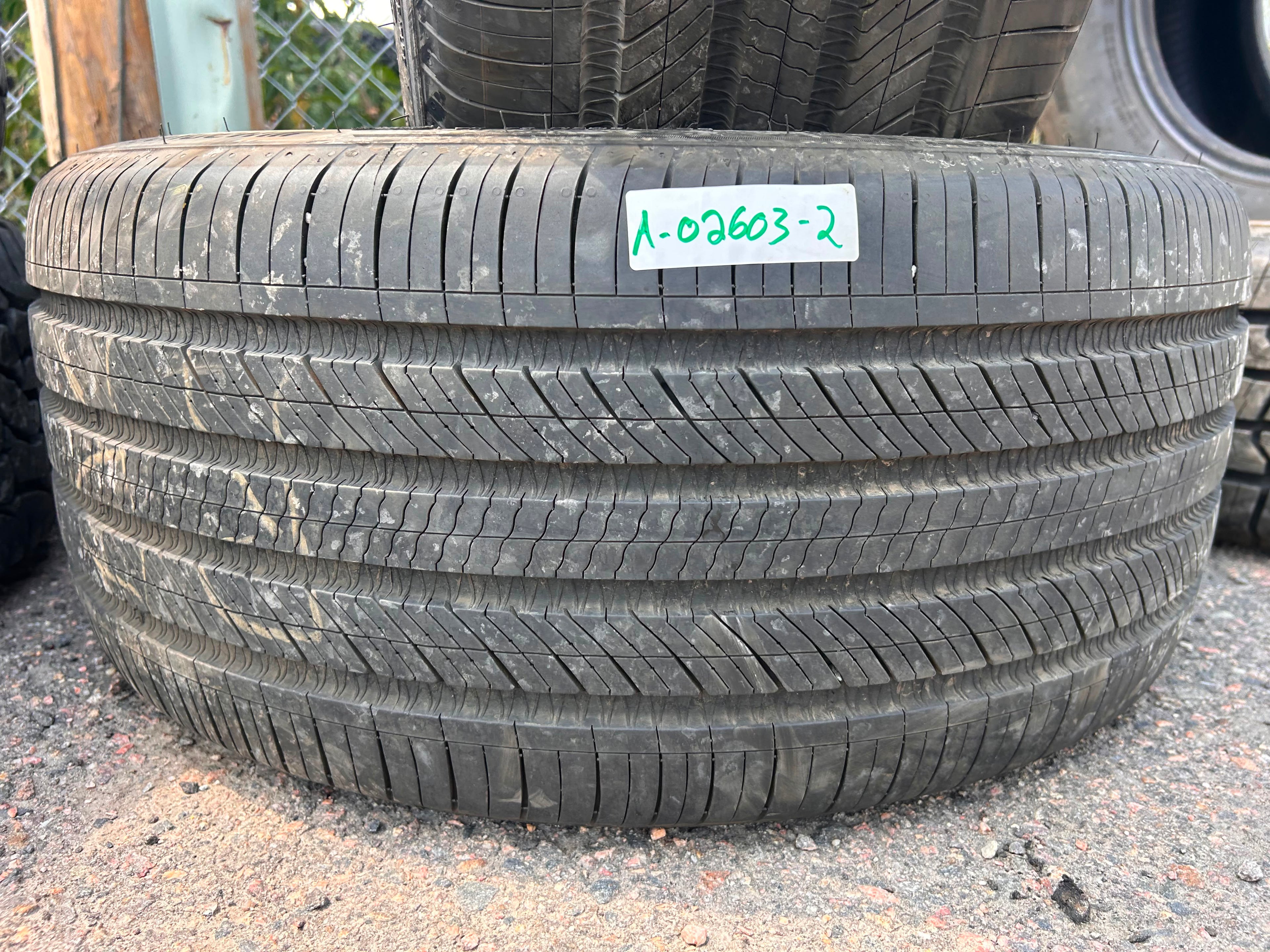 275/35R21 Pair (2 Like New Tires!!) Hankook ion Evo AS SUV
